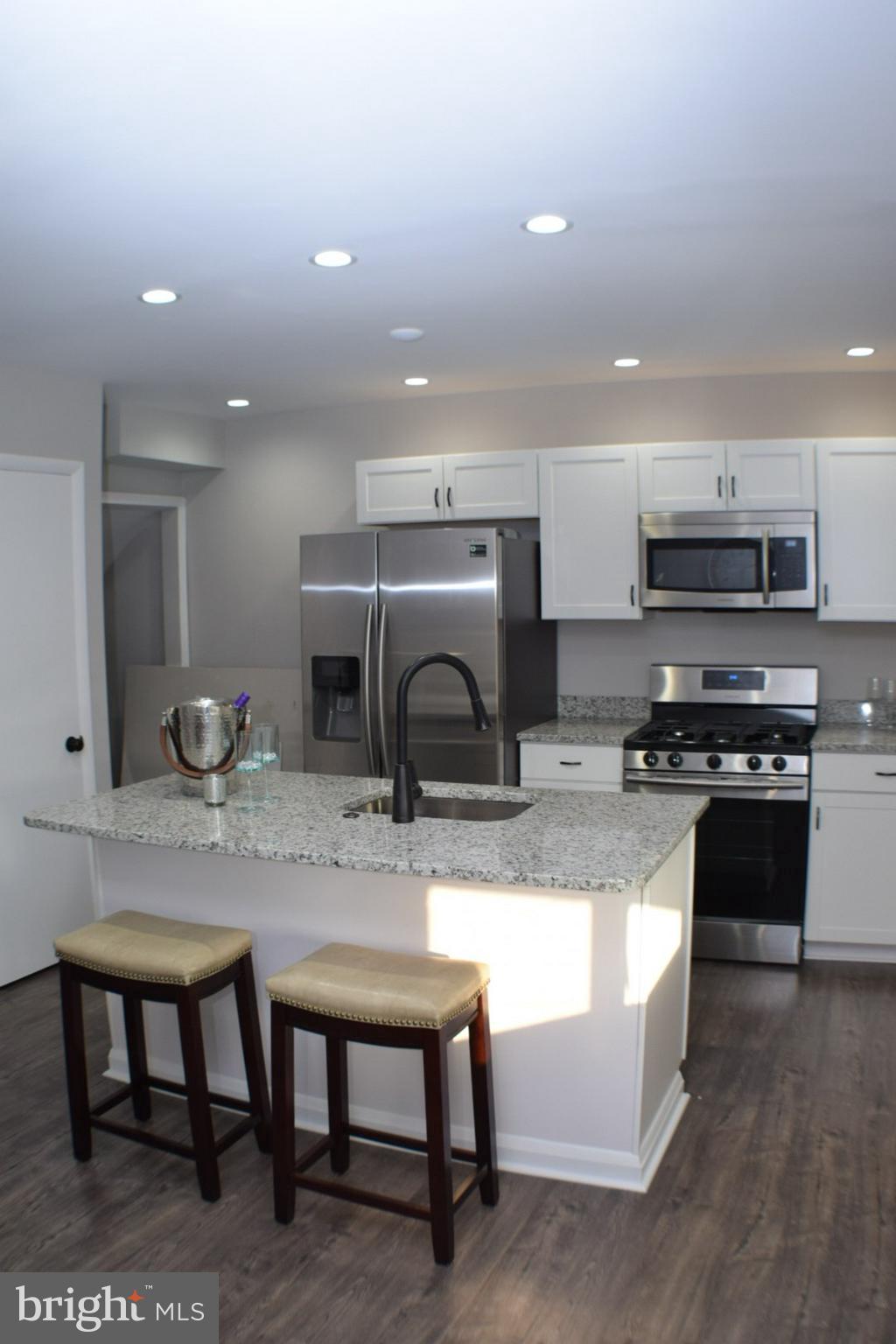 3001 Vulcan Road Baltimore, MD 21222 - Photo 10 of 30 Kitchen