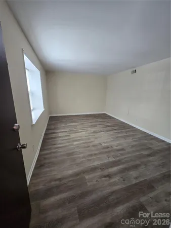 $1,095 | 5808 Hunting Ridge Lane, Unit J, Charlotte, NC 28212