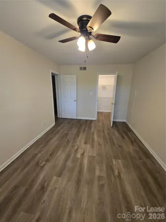 $1,095 | 5808 Hunting Ridge Lane, Unit J, Charlotte, NC 28212
