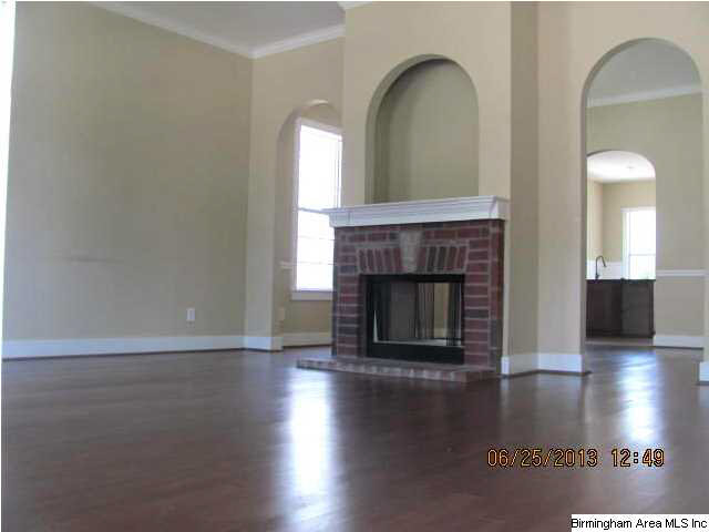 6400 Clubview Circle North Bessemer, AL 35022 - Photo 2 of 16