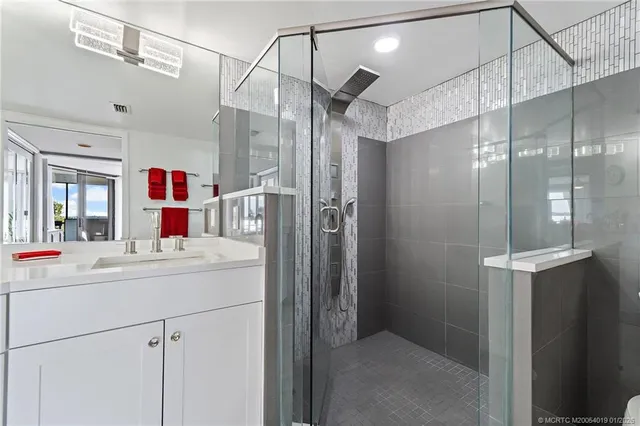 $650,000 | 625 Northwest North River Drive, Unit 206, Stuart, FL 34994