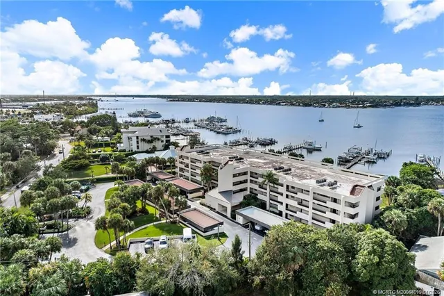 $650,000 | 625 Northwest North River Drive, Unit 206, Stuart, FL 34994