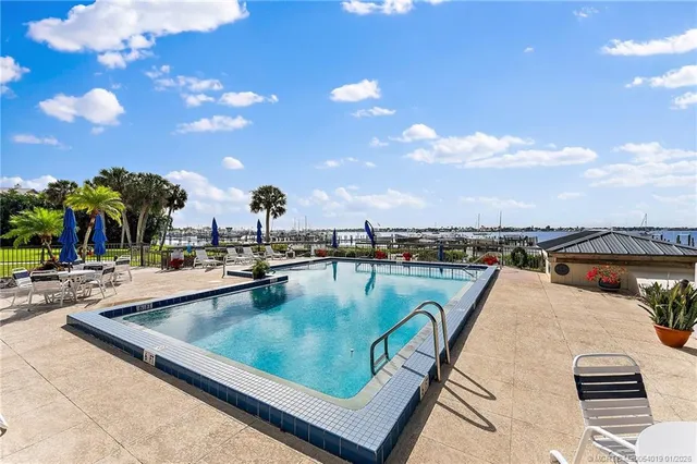 $650,000 | 625 Northwest North River Drive, Unit 206, Stuart, FL 34994