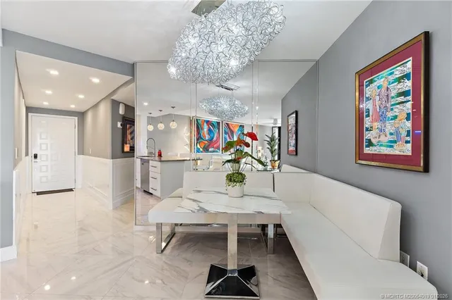 $650,000 | 625 Northwest North River Drive, Unit 206, Stuart, FL 34994