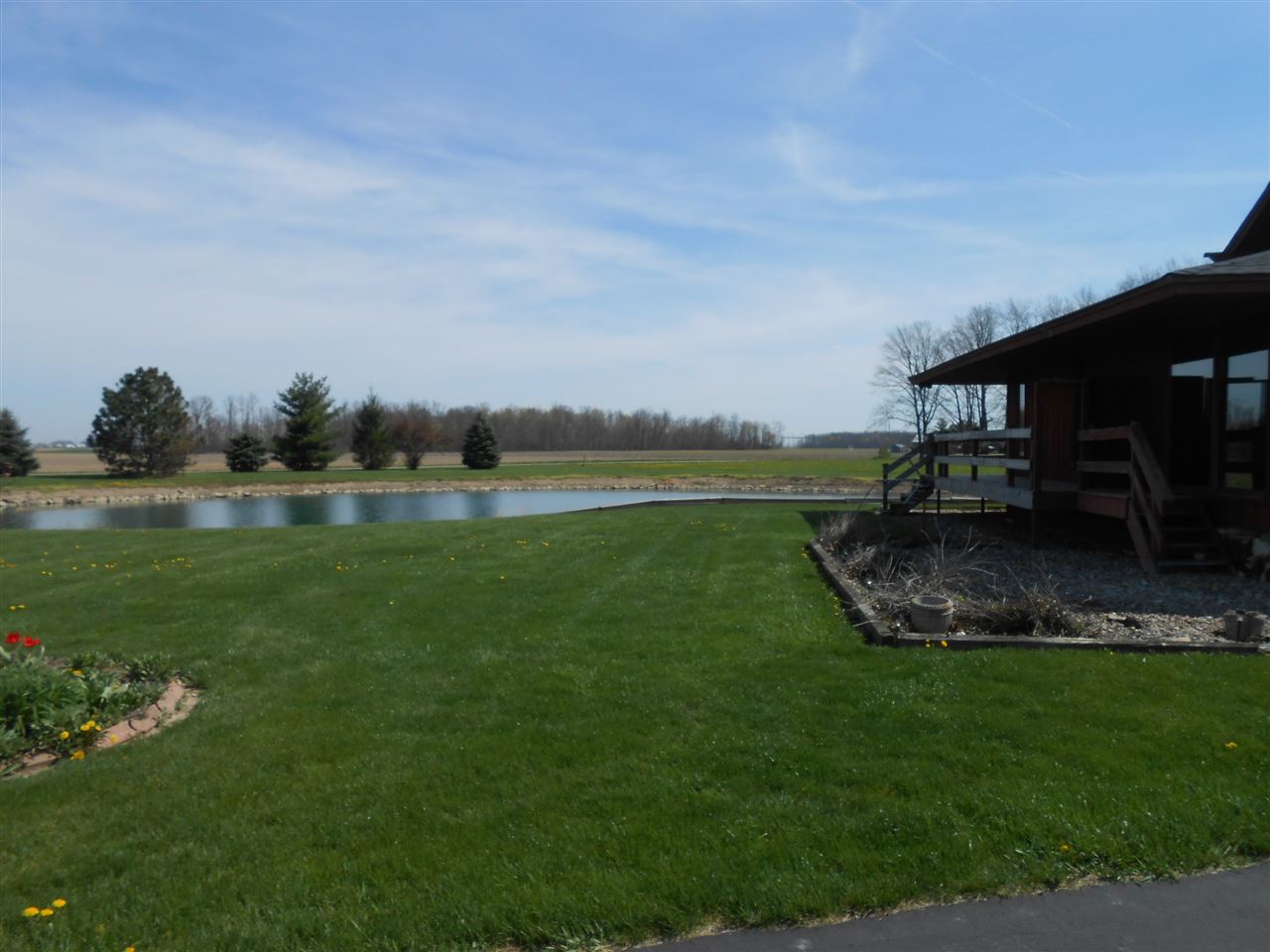 11114 Maples Road Fort Wayne, IN 46816 - Photo 3 of 23