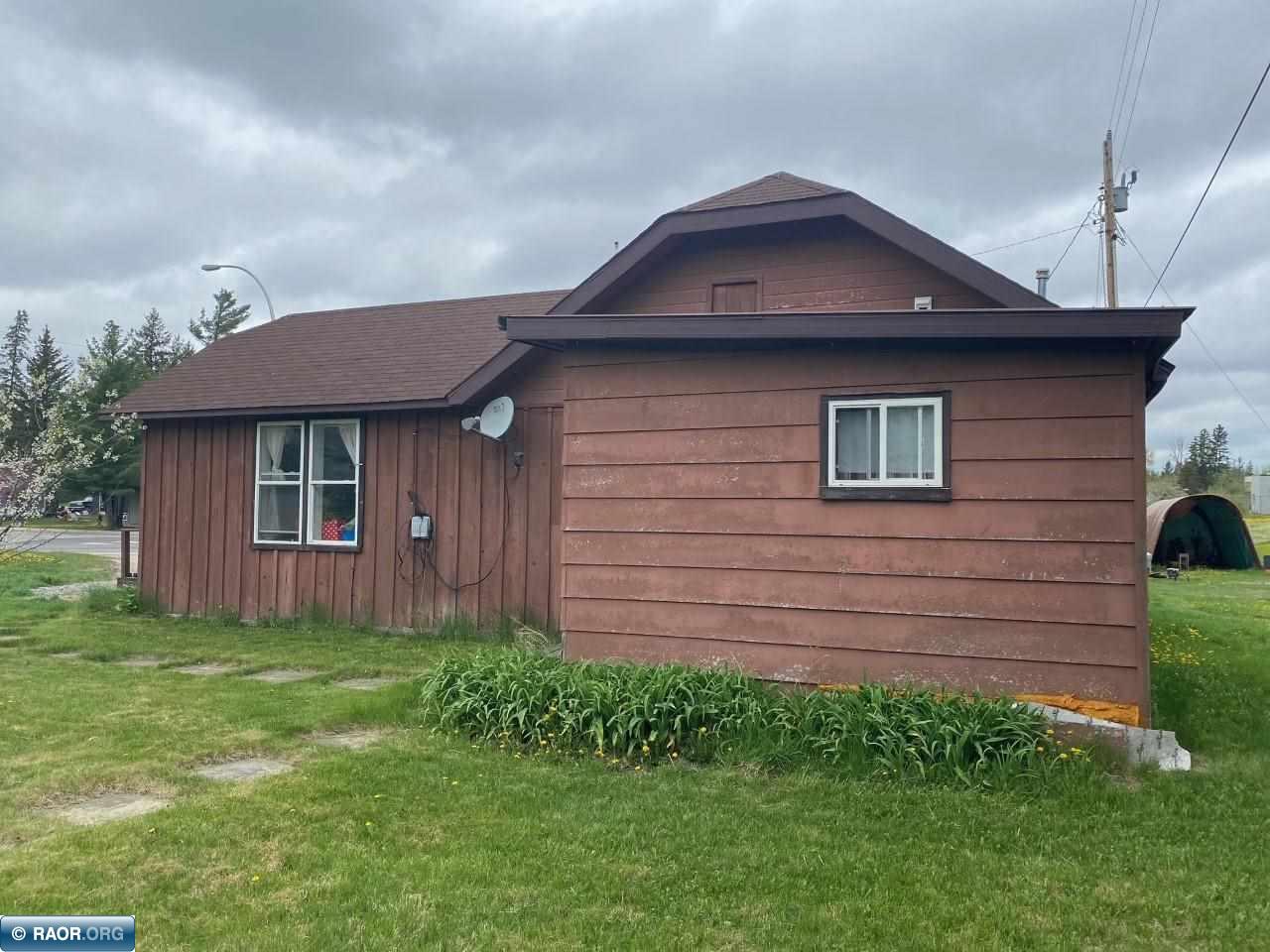 202 Southeast 2nd Street Cook, MN 55723 - Photo 2 of 12