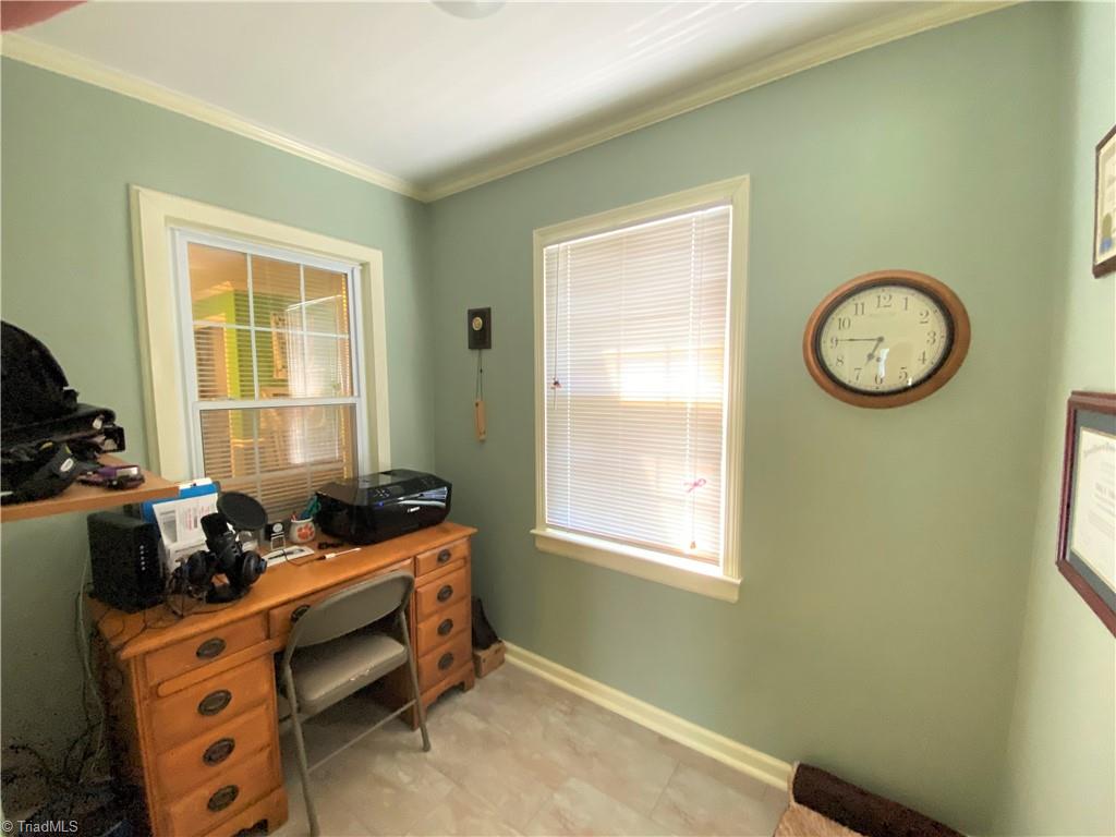 206 Lonesome Road Madison, NC 27025 - Photo 17 of 40 Study