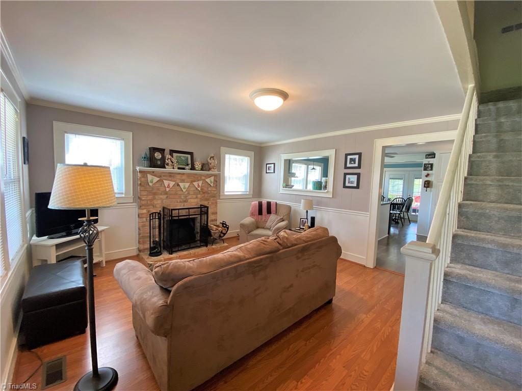 206 Lonesome Road Madison, NC 27025 - Photo 3 of 40 Additional living room view