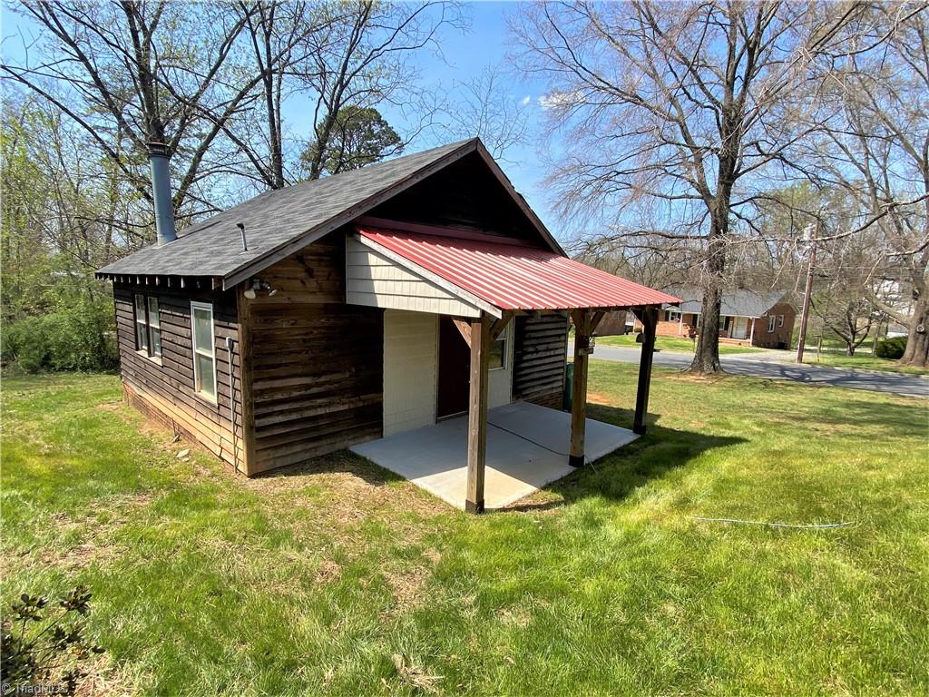 206 Lonesome Road Madison, NC 27025 - Photo 39 of 40 Workshop