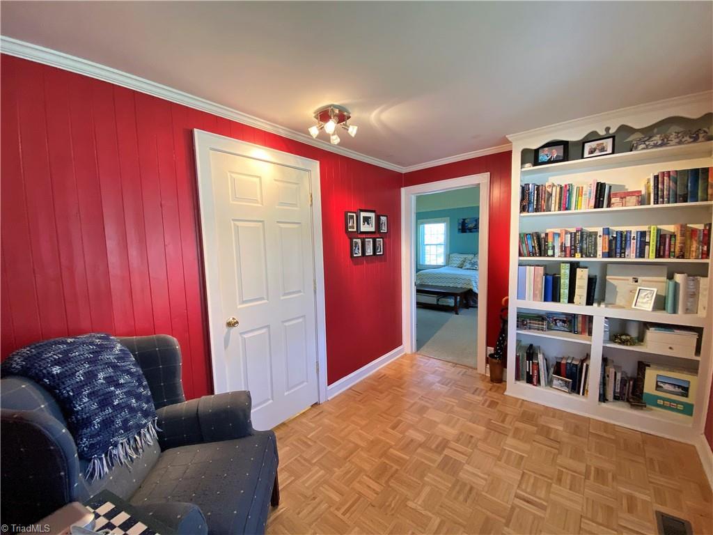 206 Lonesome Road Madison, NC 27025 - Photo 7 of 40 Additional sitting room view