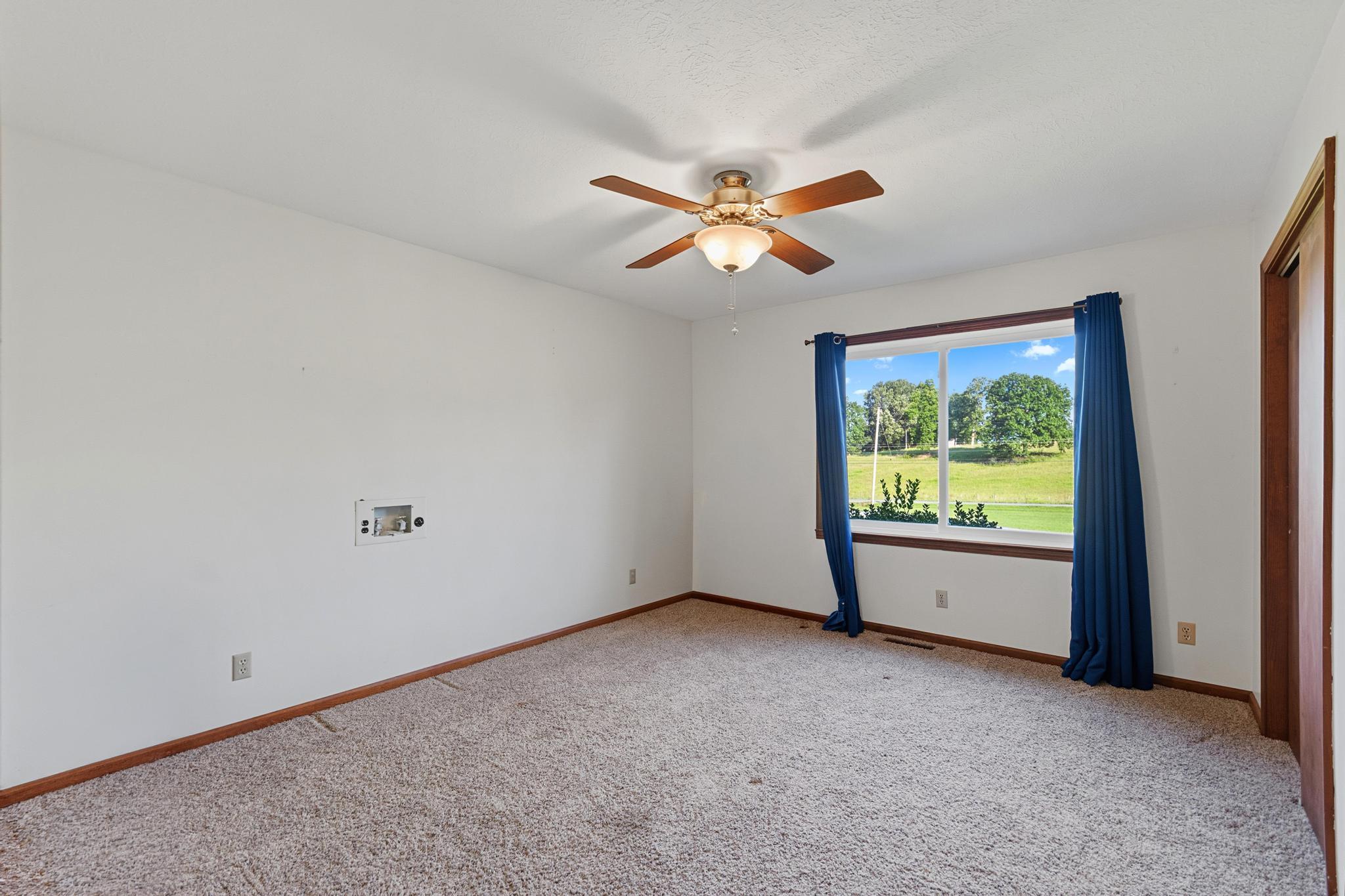 1338 Tiline Road Tiline, KY 42083 - Photo 16 of 34 _DSC3796
