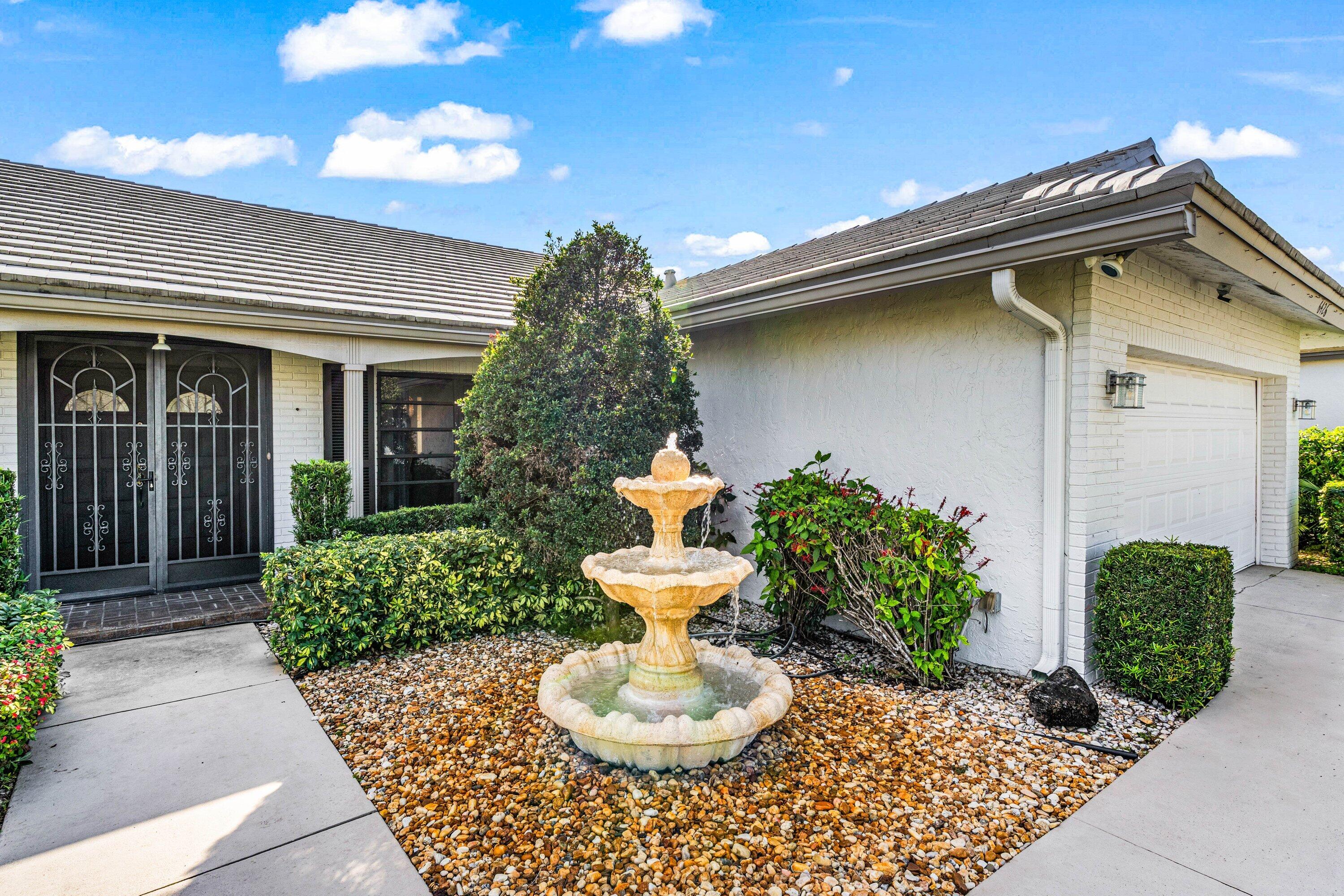 6426 Casabella Lane Boca Raton, FL 33433 - Photo 4 of 42 Entry