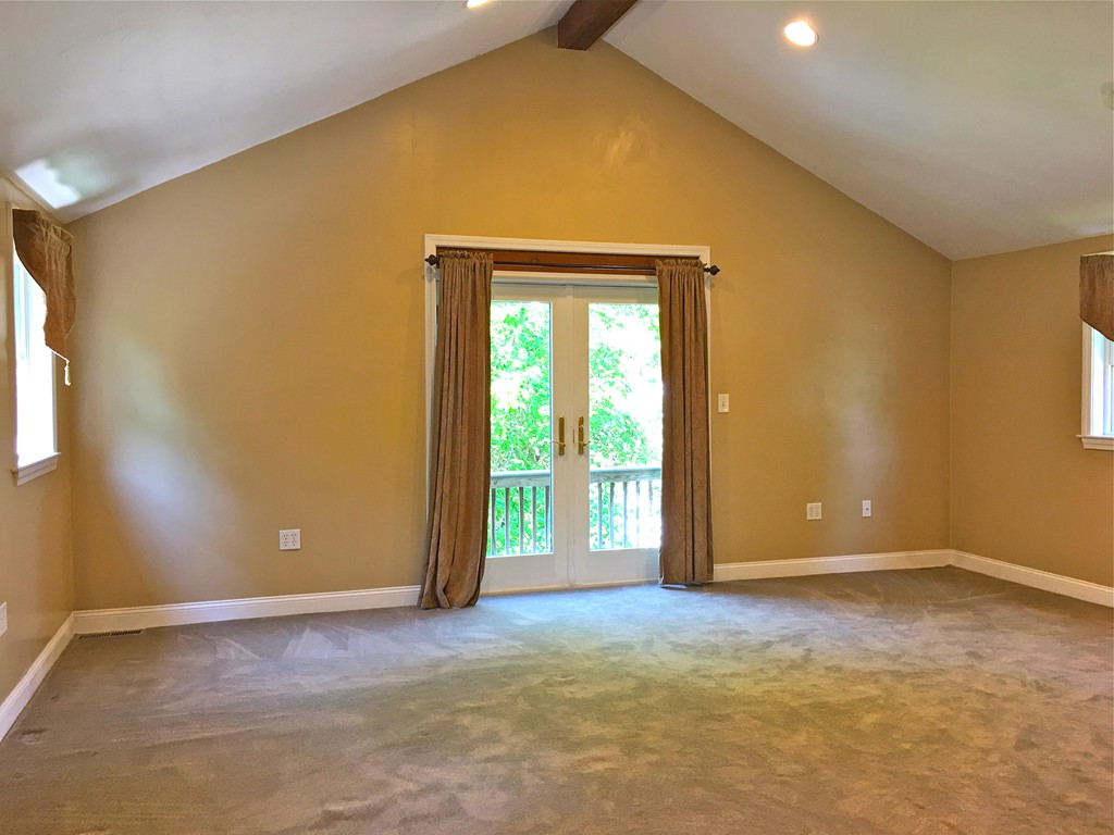 1231 Edgell Road Framingham, MA 01701 - Photo 8 of 12 Gallery Image 8