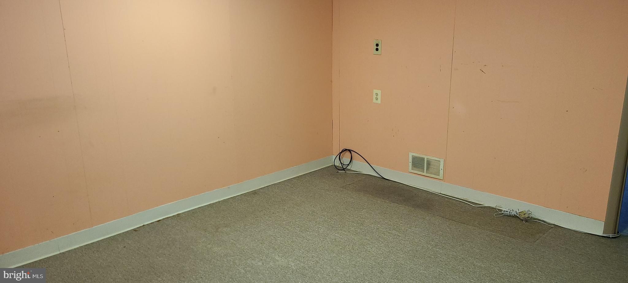 8317 Hillendale Road Baltimore, MD 21234 - Photo 24 of 36 Family Room