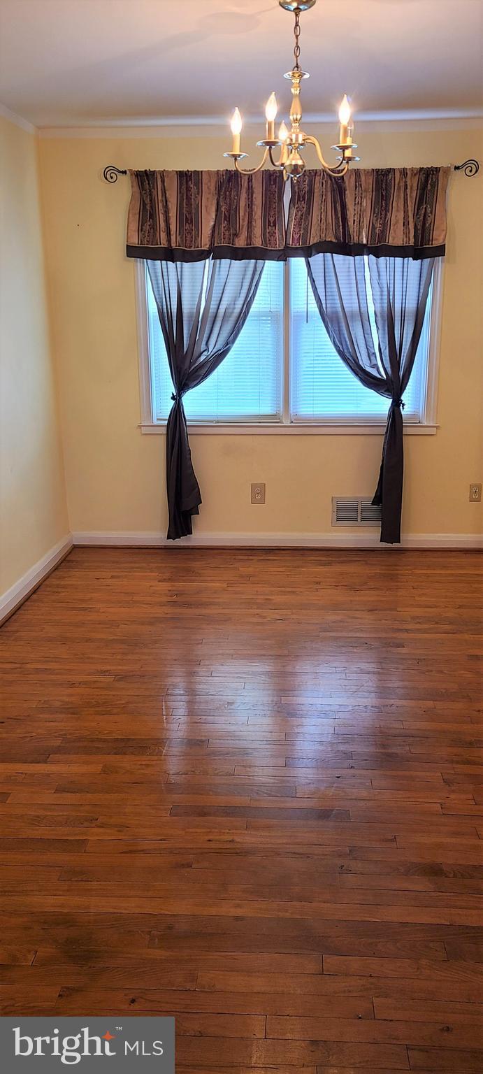 8317 Hillendale Road Baltimore, MD 21234 - Photo 6 of 36 Dining Room