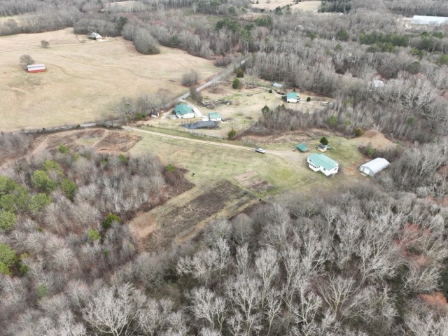 909 Curt Bailey Road Hartwell, GA 30643 - Photo 4 of 38 Gallery Image 4