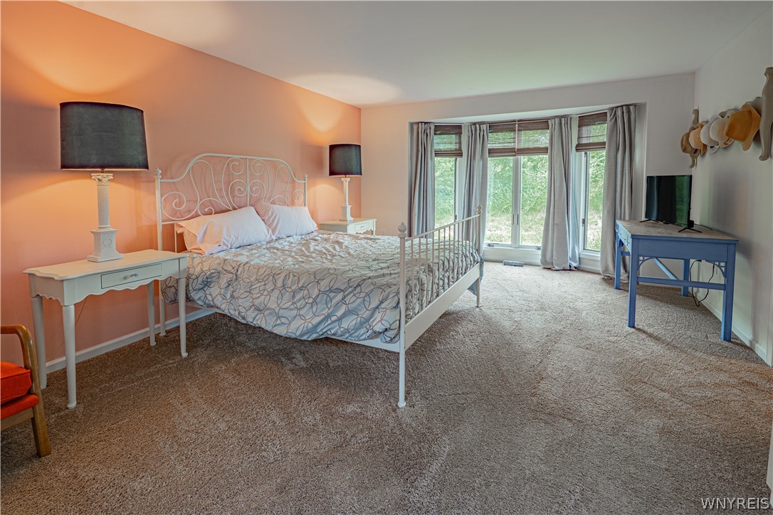 12 Gothic Lane Lockport, NY 14094 - Photo 27 of 43 Bedroom