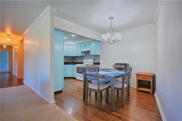 $264,900 | 1500 Cochran Road, Unit 812, Pittsburgh, PA 15243