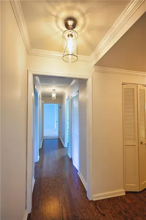 $264,900 | 1500 Cochran Road, Unit 812, Pittsburgh, PA 15243