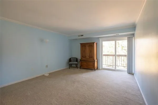 $264,900 | 1500 Cochran Road, Unit 812, Pittsburgh, PA 15243