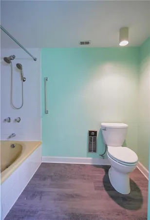 $264,900 | 1500 Cochran Road, Unit 812, Pittsburgh, PA 15243