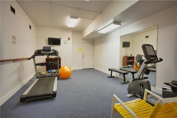 $264,900 | 1500 Cochran Road, Unit 812, Pittsburgh, PA 15243