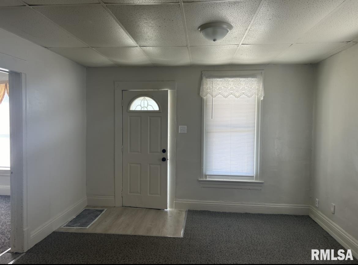 915 North 11th Street Springfield, IL 62702 - Photo 3 of 16