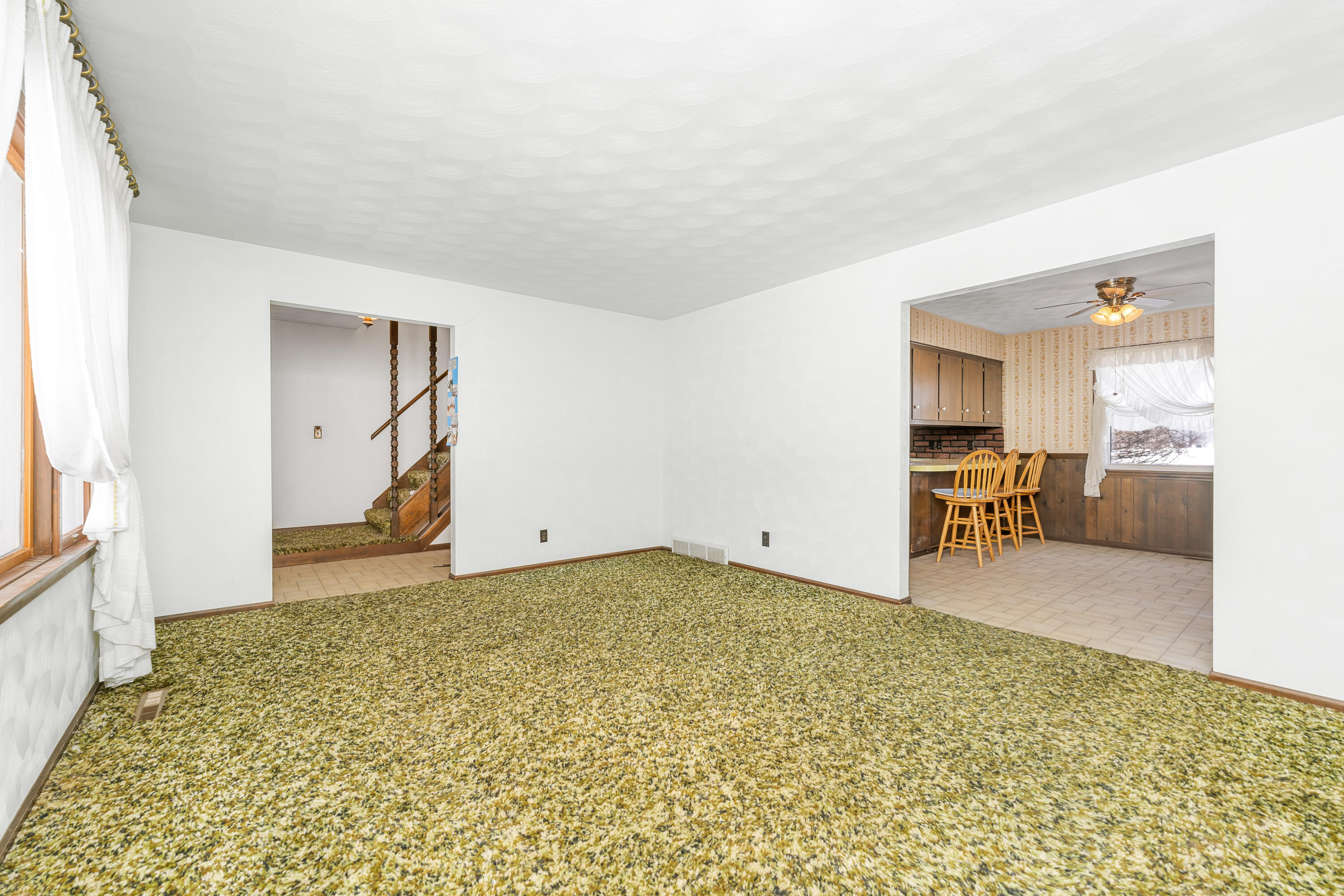 10798 Pleasant Lake Road Delton, MI 49046 - Photo 17 of 41 DSC03954