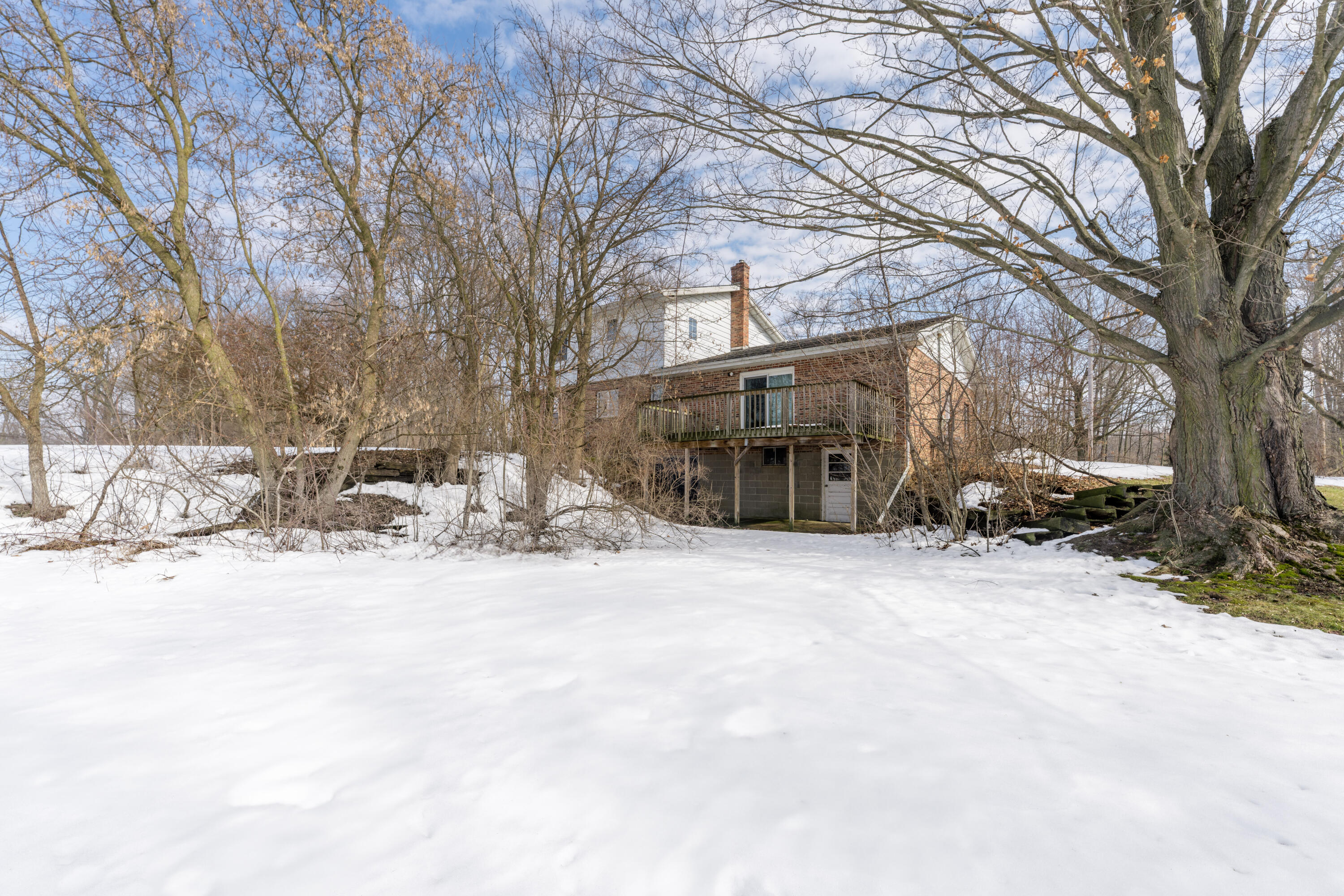 10798 Pleasant Lake Road Delton, MI 49046 - Photo 5 of 41 DSC03995