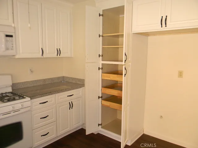 $699,900 | 114 West Cormorant Drive, Ontario, CA 91762