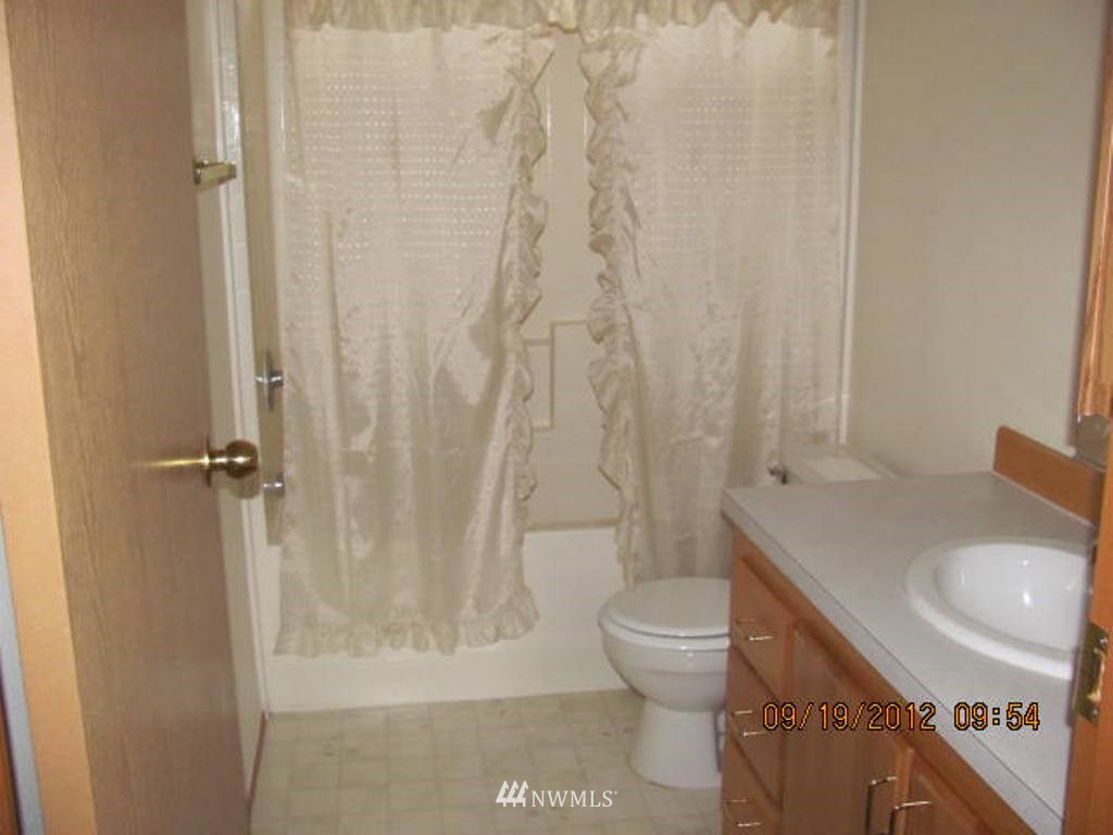 5308 East Collins Road Port Orchard, WA 98366 - Photo 13 of 15 Gallery Image 13