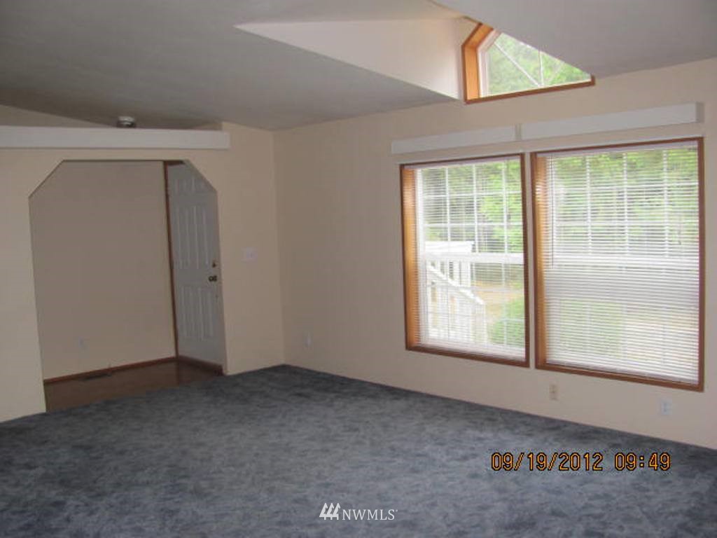 5308 East Collins Road Port Orchard, WA 98366 - Photo 8 of 15 Gallery Image 8