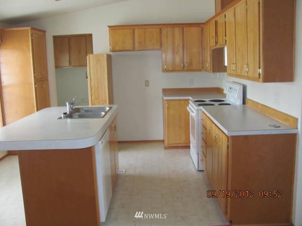 5308 East Collins Road Port Orchard, WA 98366 - Photo 9 of 15 Gallery Image 9