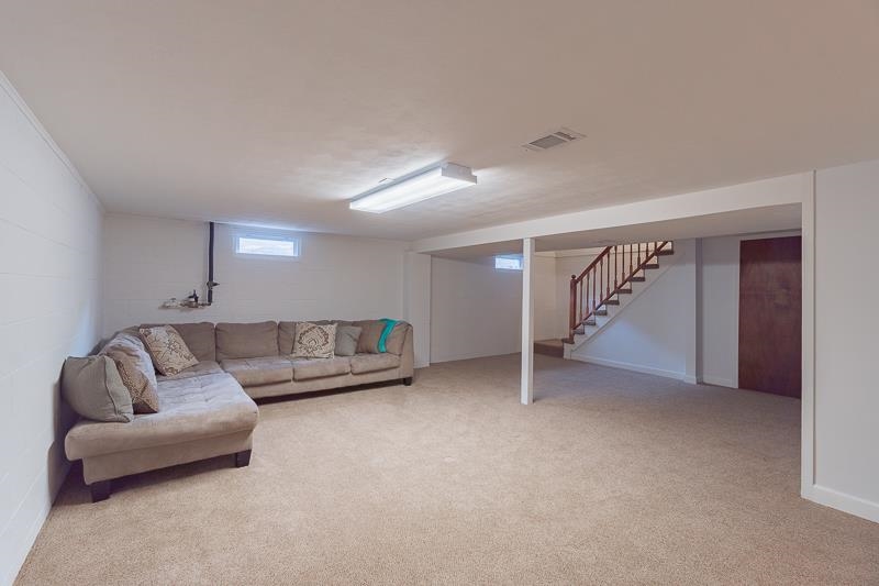 5018 North Ronald Road Peoria, IL 61614 - Photo 16 of 23 Gallery Image 16