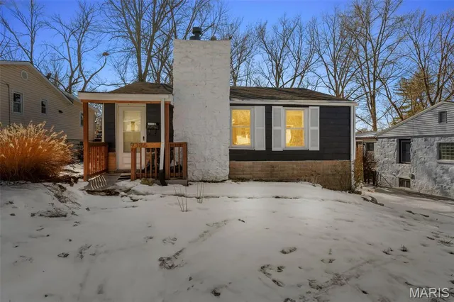 $240,000 | 9386 Golden Gate Road, St. Louis, MO 63144