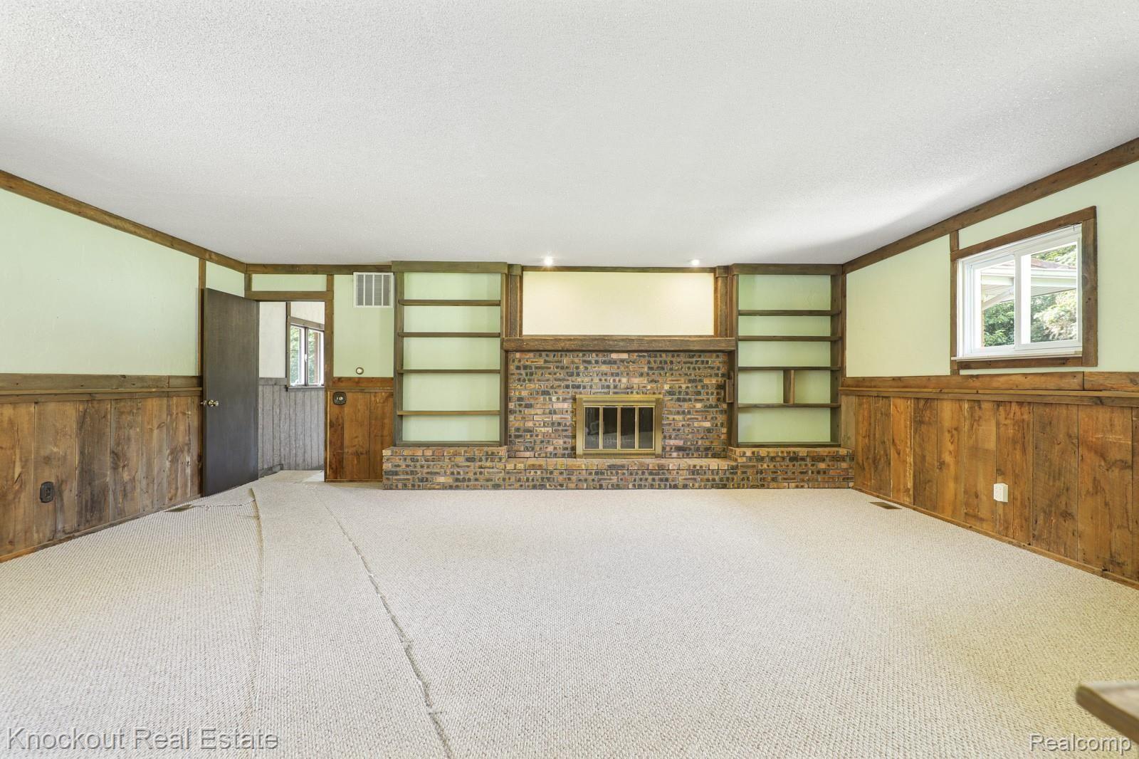 12074 Birch Run Road Birch Run, MI 48415 - Photo 20 of 63 12074 Birch Run Rd 9 1 21-20.jpg