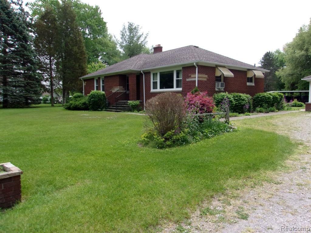 6531 Swartout Road Algonac, MI 48001 - Photo 2 of 31 100_0730.jpg