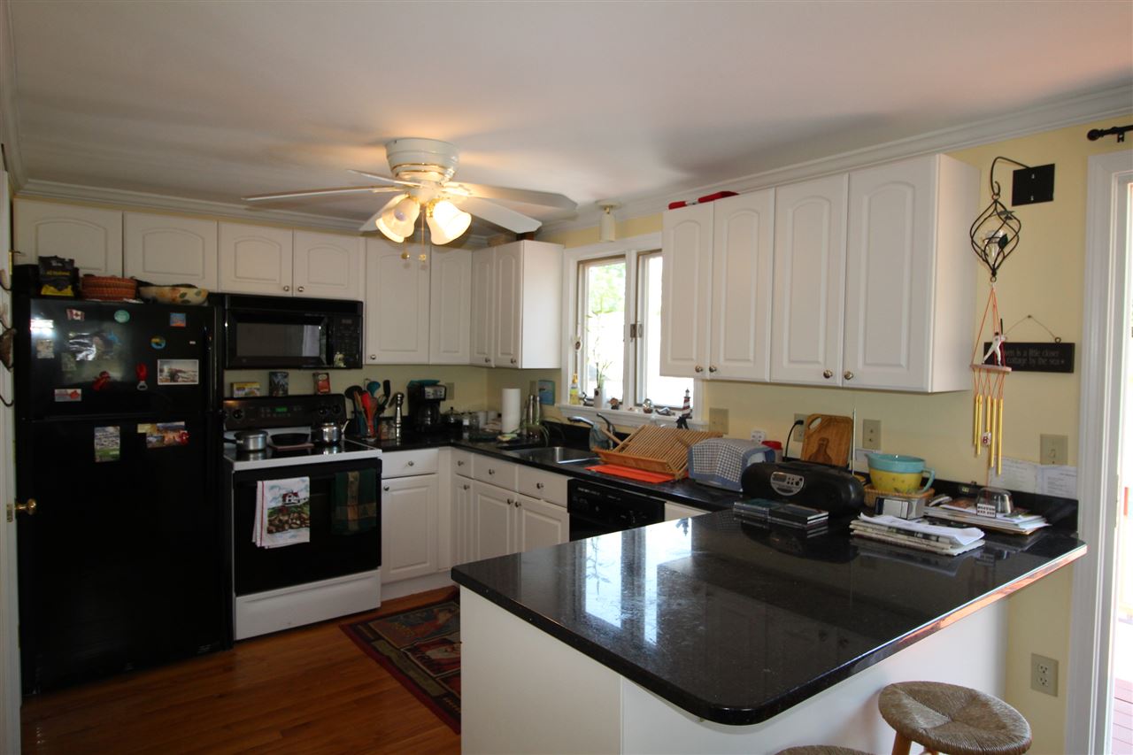 17 Woodside Meadow Road, Unit 9 York, ME 03909 - Photo 7 of 26 Gallery Image 7