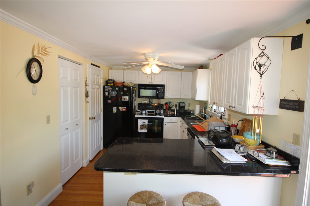 17 Woodside Meadow Road, Unit 9 York, ME 03909 - Photo 8 of 26 Gallery Image 8