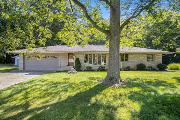 $310,000 | 301 Woodland Drive, Buchanan, MI 49107