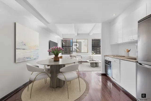 $839,000 | 150 West 51st Street, Unit 1508 | Theater District
