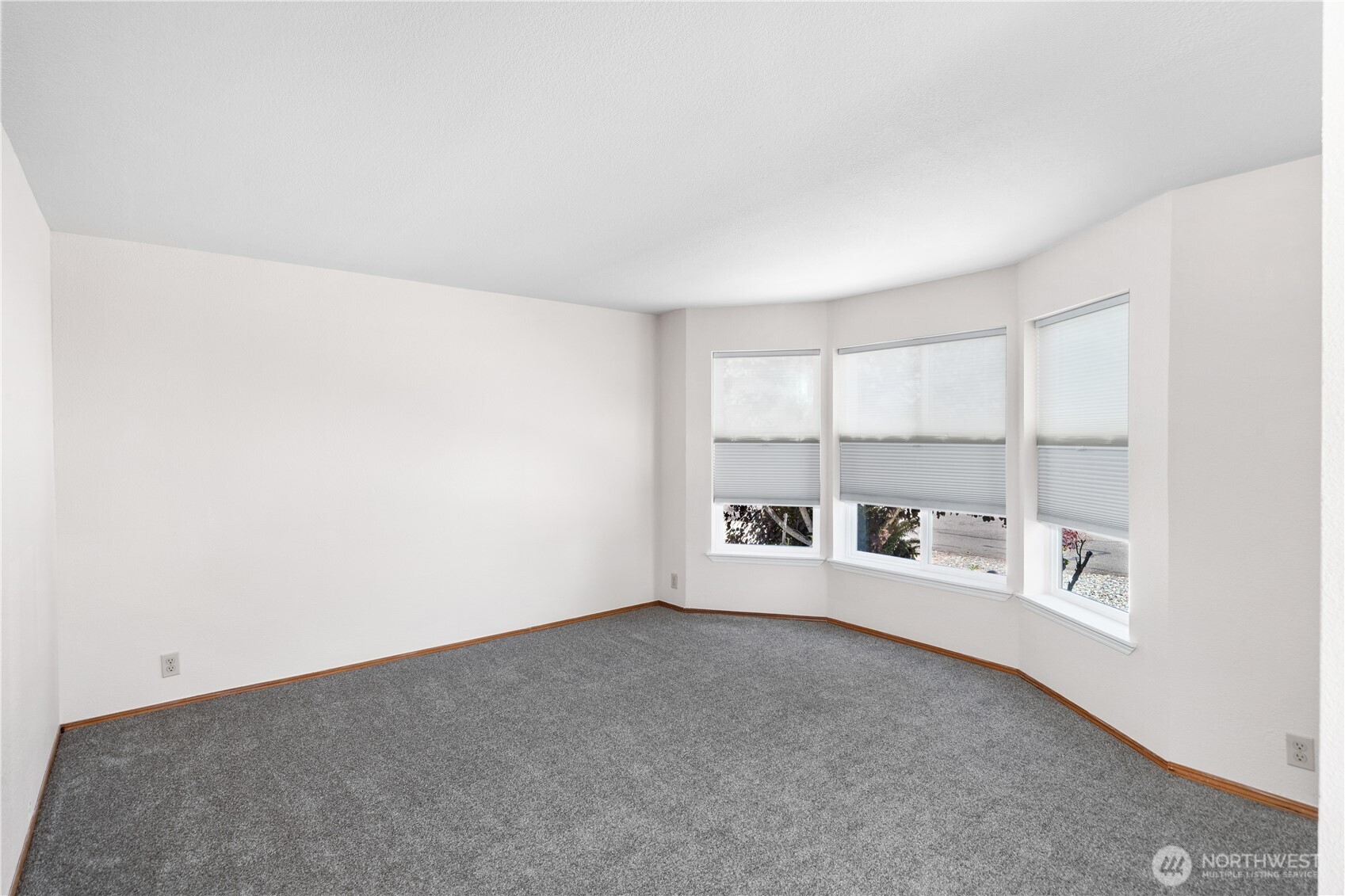 2289 Towne Point Avenue Port Townsend, WA 98368 - Photo 14 of 35