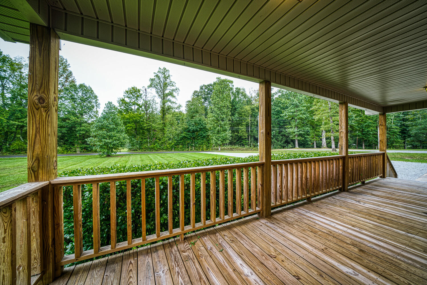 1334 Phillips Flats Road Oneida, TN 37841 - Photo 11 of 28 10_1334PhillipsFlatsRdOneida059_TNPC2_ml