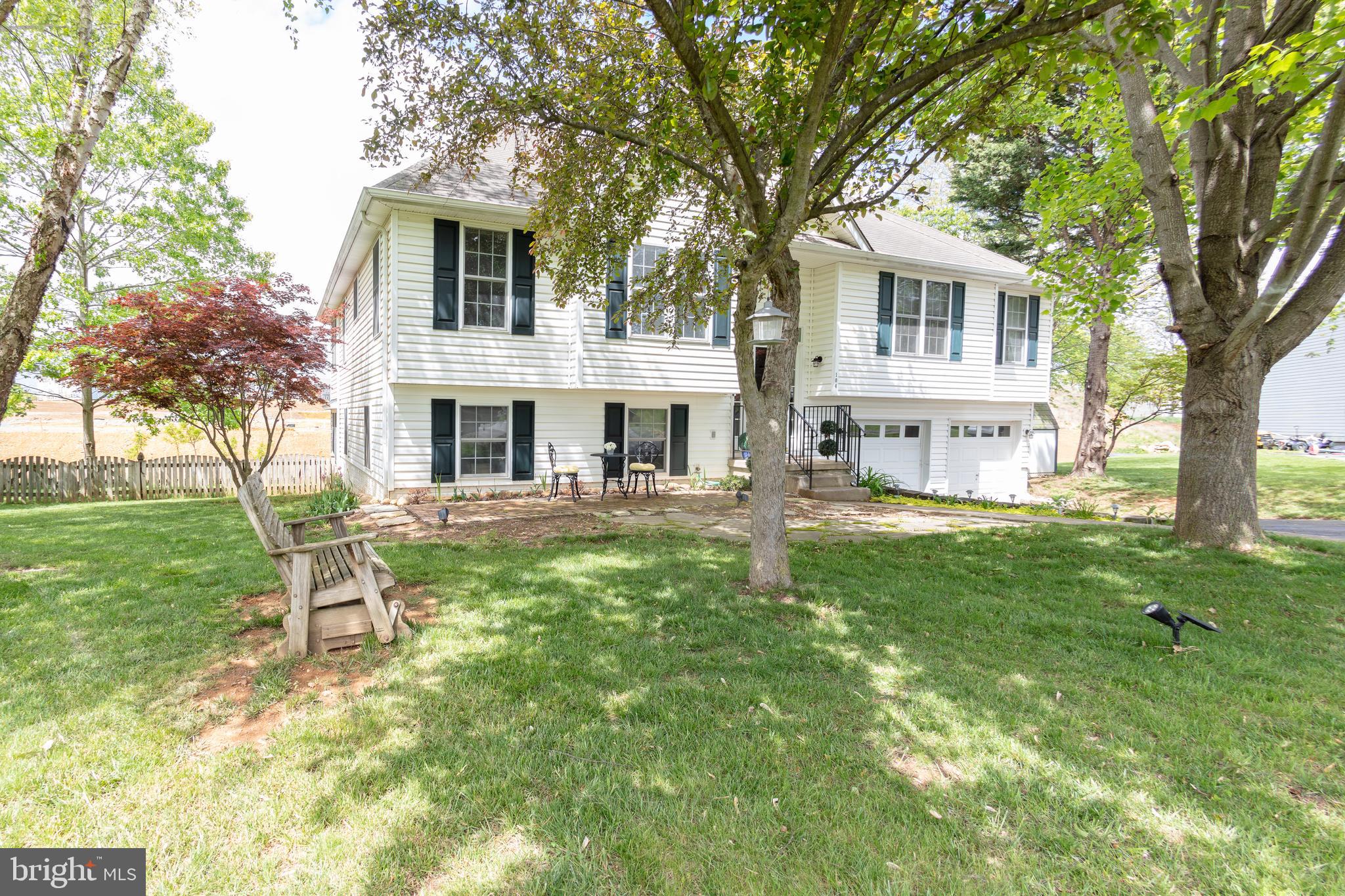 104 Rex Drive Ranson, WV 25438 - Photo 4 of 43 Front Yard