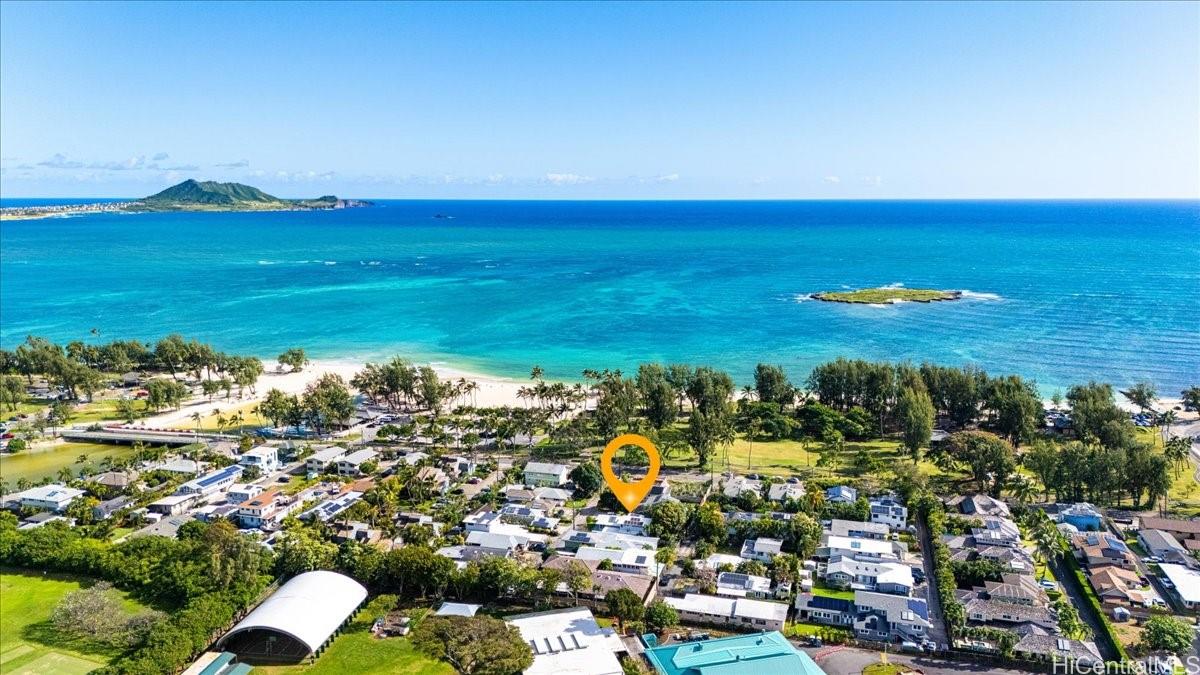 465 Kawailoa Road, Unit C Kailua, HI 96734 - Photo 3 of 25 Location Location Location! This dream property is only minutes to Kailua's white sandy beach, turquoise ocean & park