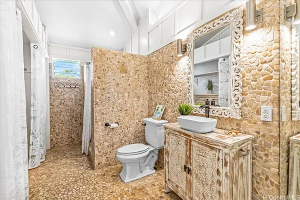 $2,350,000 | 465 Kawailoa Road, Unit C, Kailua, HI 96734