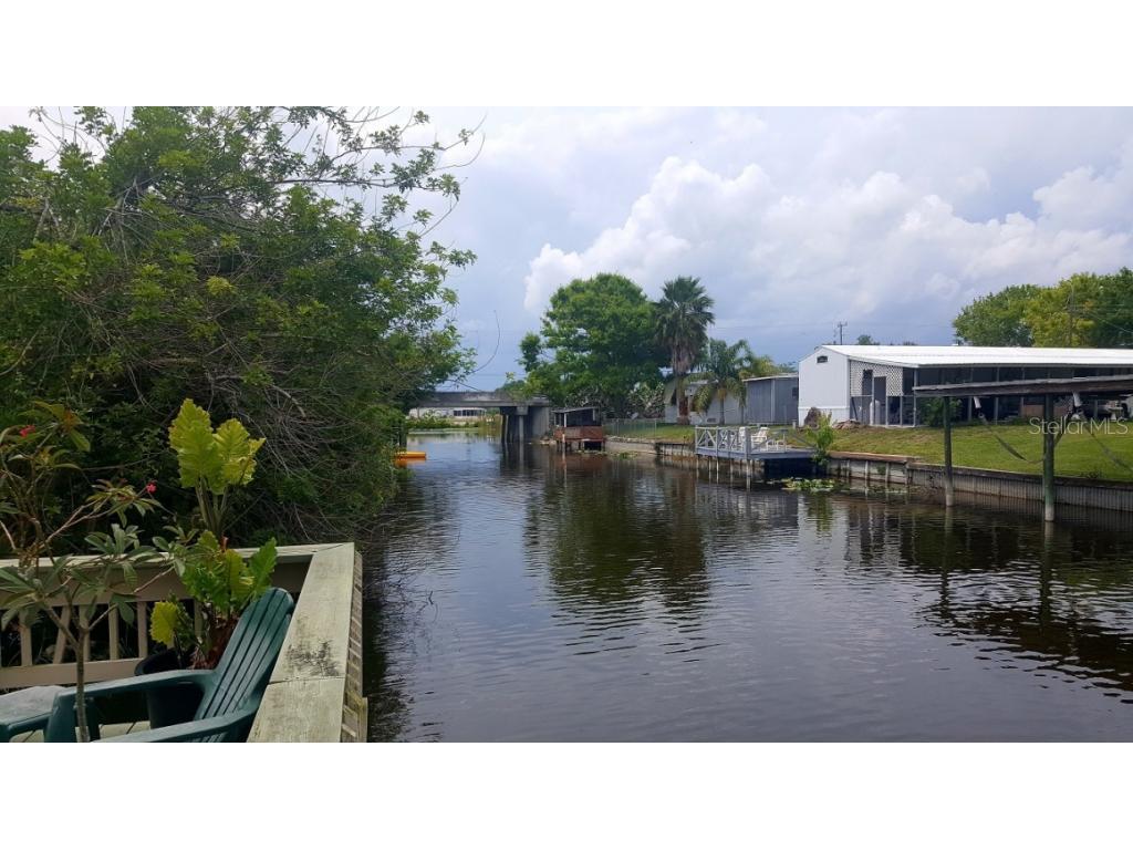 2014 Linda Road Okeechobee, FL 34974 - Photo 21 of 27 Waterfront View
