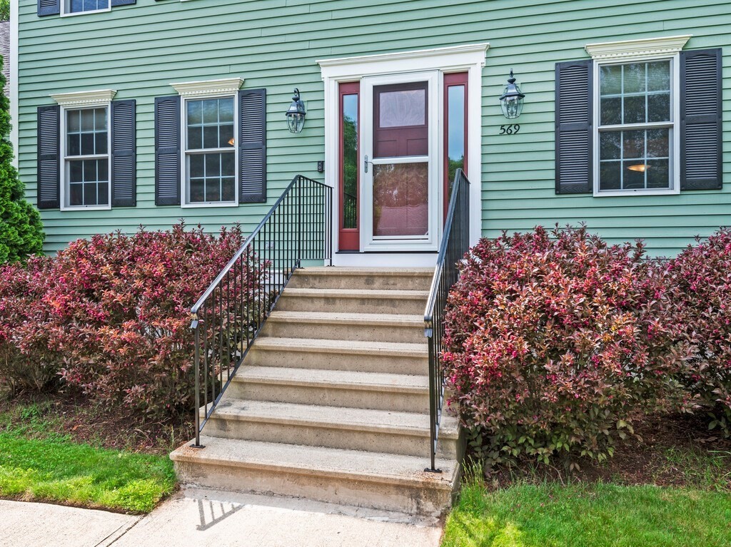 569 Marston Road Northbridge, MA 01588 - Photo 3 of 40 Gallery Image 3