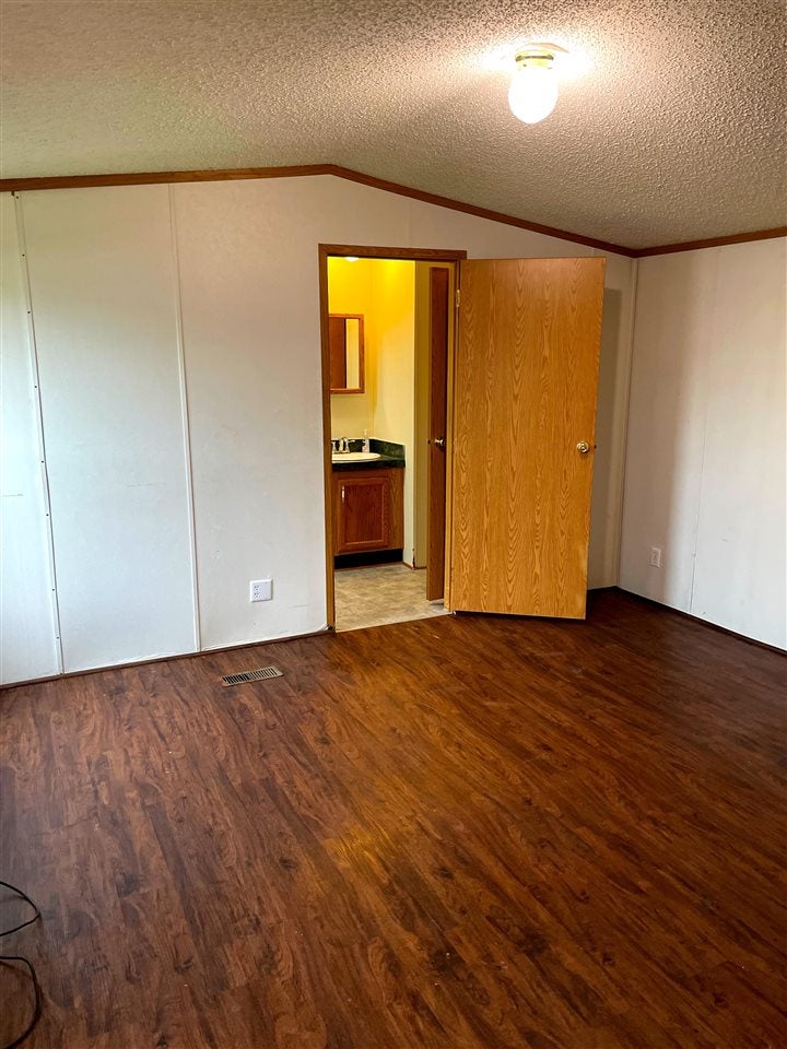 737 Bay Ridge Drive Iowa City, IA 52246 - Photo 14 of 30 Gallery Image 14