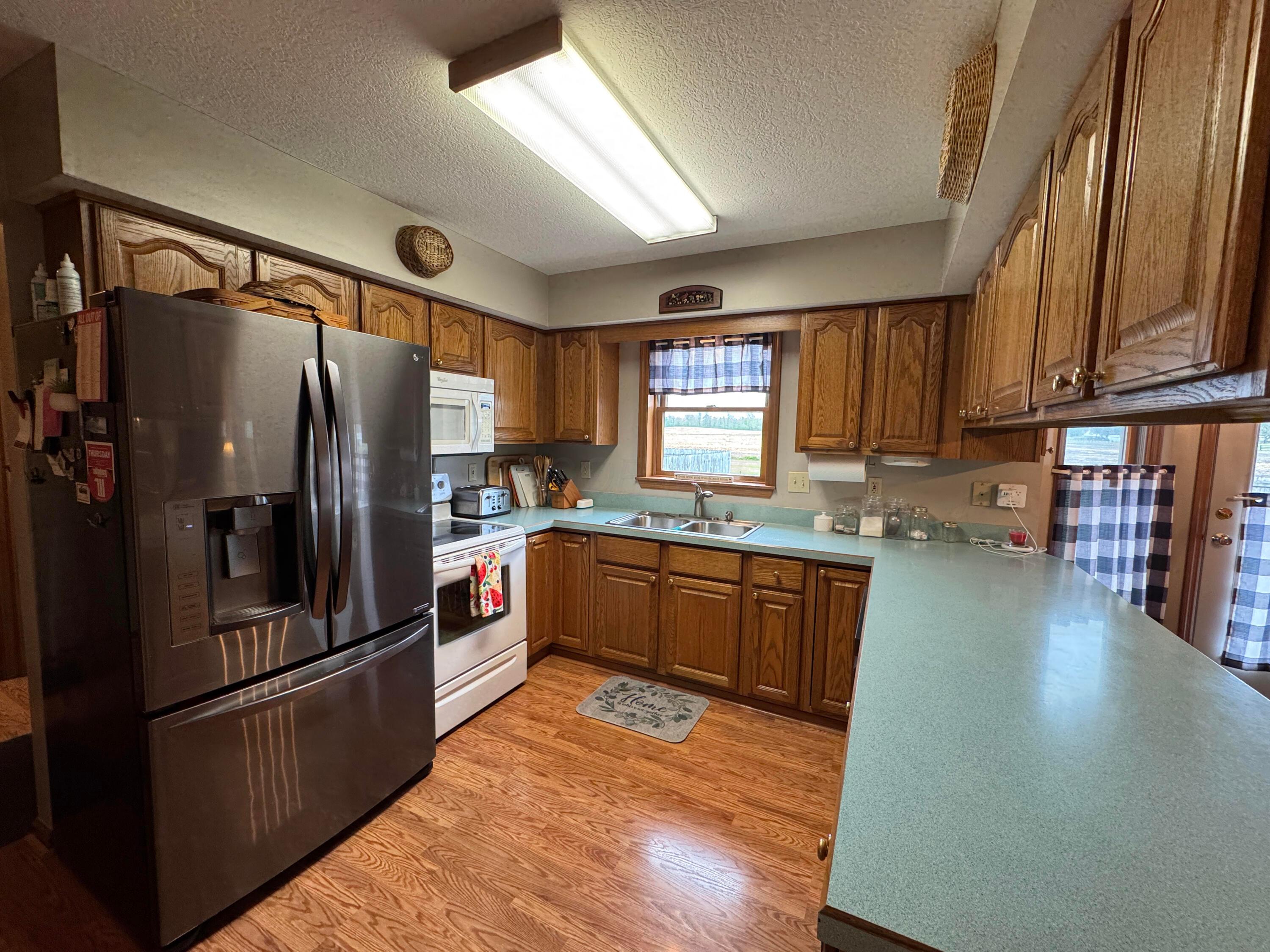 2075 Eckard Road Centerburg, OH 43011 - Photo 8 of 33